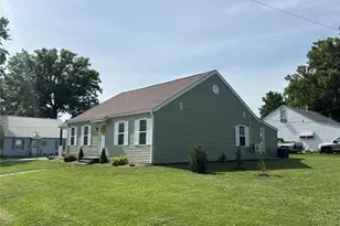 102 Circle Dr, Shelbina, MO 63468 - Photo 5