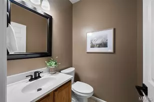 876 Emerald Pl Dr, Saint Charles, MO 63304 - Photo 25