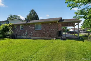 2371 Farflung Dr, Florissant, MO 63031 - Photo 3