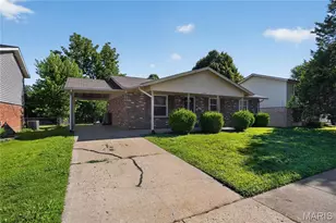 2371 Farflung Dr, Florissant, MO 63031 - Photo 5