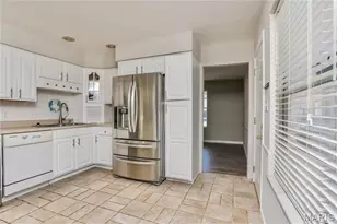 272 Vlg Mdw Dr, Ballwin, MO 63021 - Photo 7
