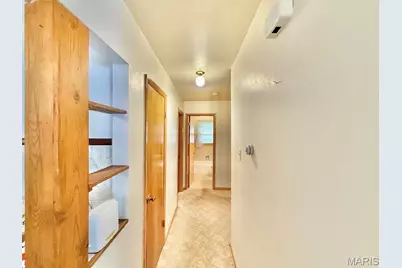 7127 Becker Road, Oakville, MO 63129 - Photo 5
