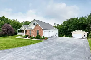 520 Quiet Country Ln, Troy, MO 63379 - Photo 41