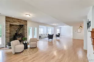 520 Quiet Country Ln, Troy, MO 63379 - Photo 5