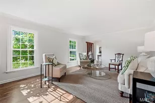 2007 Firethorn Dr, Saint Louis, MO 63131 - Photo 5