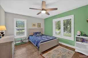 8124 Halifax Dr, Clayton, MO 63105 - Photo 19