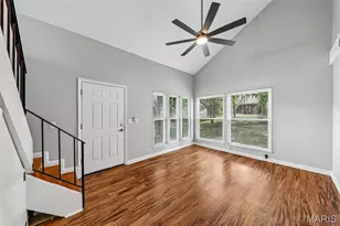 1031 Tavistock Cir, Saint Louis, MO 63129 - Photo 5