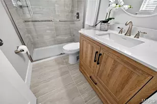 4594 Clearbrook Dr, Saint Charles, MO 63304 - Photo 19