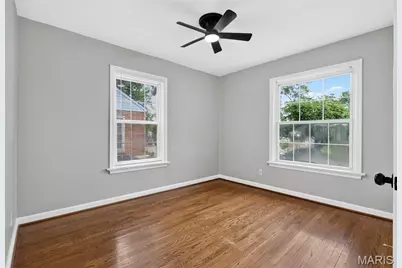 9424 Corregidor Drive, Saint Louis, MO 63134 - Photo 11
