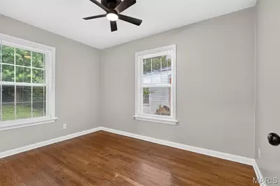 9424 Corregidor Drive, Saint Louis, MO 63134 - Photo 13
