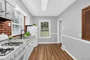 9424 Corregidor Dr, Saint Louis, MO 63134 - Photo 3