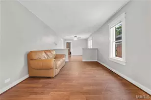 7022 Edison Ave, Saint Louis, MO 63121 - Photo 9
