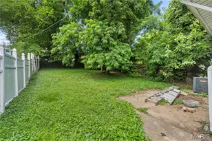 7022 Edison Ave, Saint Louis, MO 63121 - Photo 35