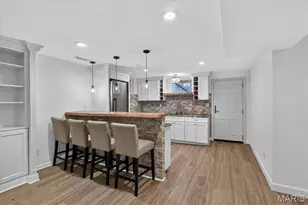28 Berkshire Dr, Saint Louis, MO 63117 - Photo 35