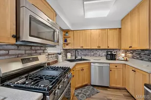 7903 Royal Arms Ct, Crestwood, MO 63123 - Photo 11