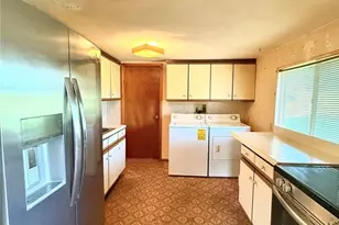 13332 E Sunrise Lake Dr, De Soto, MO 63020 - Photo 7