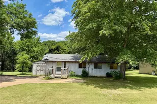 13332 E Sunrise Lake Dr, De Soto, MO 63020 - Photo 1