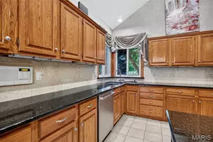 1350 Conway Oaks Dr, Chesterfield, MO 63017 - Photo 45