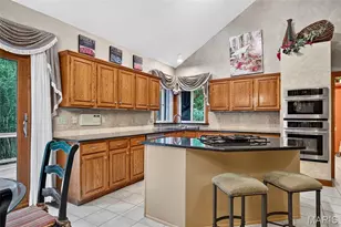 1350 Conway Oaks Dr, Chesterfield, MO 63017 - Photo 39