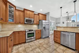 3135 Wheeling Dr, Saint Charles, MO 63301 - Photo 17