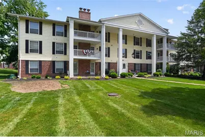 1525 Hampton Hall Drive #12, Chesterfield, MO 63017 - Photo 1