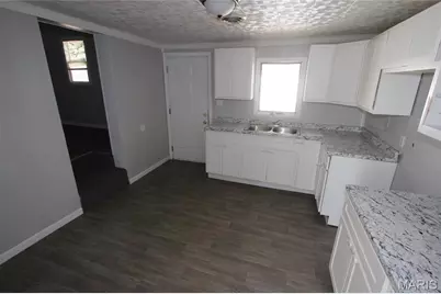 1405 E Chestnut Street, Desloge, MO 63601 - Photo 13