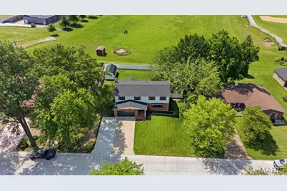 58 Oakwood Drive, Saint Genevieve, MO 63670 - Photo 3