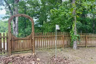 216 W Hickory Ridge Rd, Shelbyville, MO 65565 - Photo 13