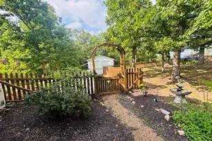 216 W Hickory Ridge Rd, Shelbyville, MO 65565 - Photo 11