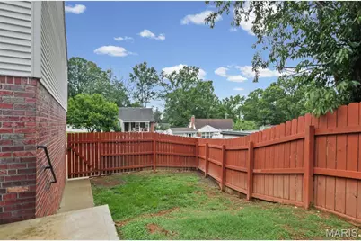 7045 Deerpath Drive, Affton, MO 63123 - Photo 45