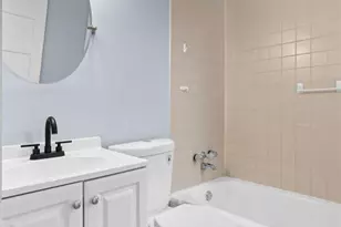 811 Regina Ave, Saint Louis, MO 63125 - Photo 13