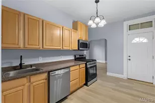 811 Regina Ave, Saint Louis, MO 63125 - Photo 3