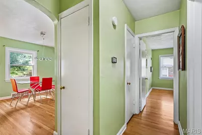 1524 N Berry Road, Rock Hill, MO 63119 - Photo 35