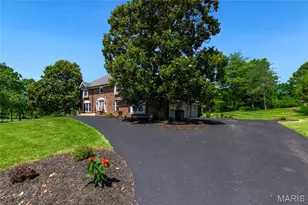 12405 Montsouris Dr, Creve Coeur, MO 63141 - Photo 45