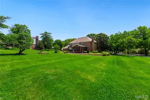 12405 Montsouris Dr, Creve Coeur, MO 63141 - Photo 35
