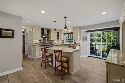 12405 Montsouris Drive, Creve Coeur, MO 63141 - Photo 13