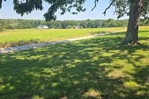 889 Hagen Dr, Saint Clair, MO 63077 - Photo 15