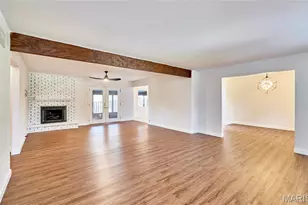 415 Trail Grove Ct, Ballwin, MO 63011 - Photo 3