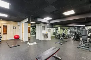 7743 Kingsbury Blvd, Clayton, MO 63105 - Photo 35