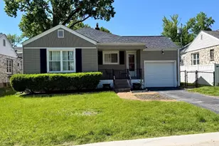 8726 Keystone Dr, Brentwood, MO 63144 - Photo 1