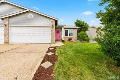 1468 Surrey Lane, Saint Peters, MO 63304 - Photo 3