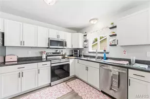 1468 Surrey Ln, Saint Peters, MO 63304 - Photo 15