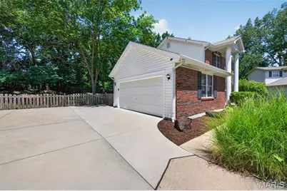 17 Congressional Way Court, O'Fallon, MO 63368 - Photo 3