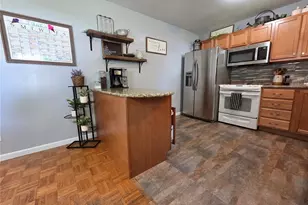1382 Premio Dr, Fenton, MO 63026 - Photo 5