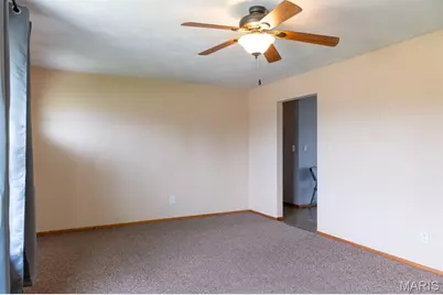 908 W Jackson Avenue, Robertsville, MO 65066 - Photo 15