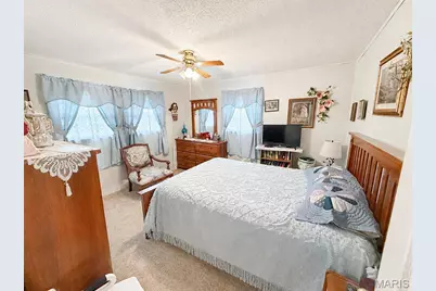 466 Highway 8 East, Shelbyville, MO 65565 - Photo 15