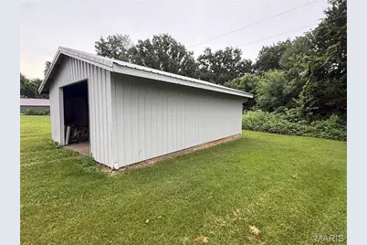 466 Highway 8 East, Shelbyville, MO 65565 - Photo 33