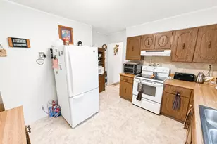 466 Hwy 8 E, Shelbyville, MO 65565 - Photo 11