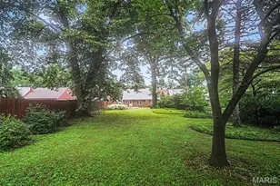 90 Greendale Dr, Saint Louis, MO 63121 - Photo 15