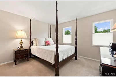12777 Hazenmore Drive, Saint Louis, MO 63146 - Photo 9
